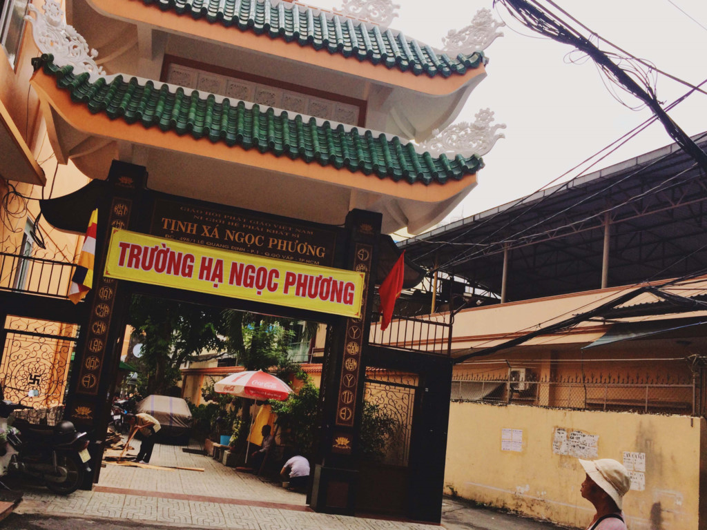 Những[-]con[-]hẻm[-]thú[-]vị[-]làm[-]nên[-]vẻ[-]đẹp[-]Sài[-]Gòn[-]